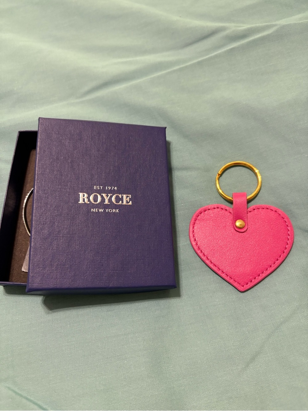 NIB ROYCE New York Hot Pink Heart Leather Key Ring with Gold Hardware